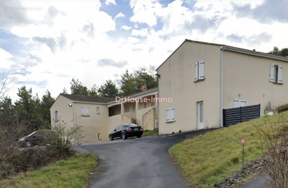 Appartement à LA COURONNE