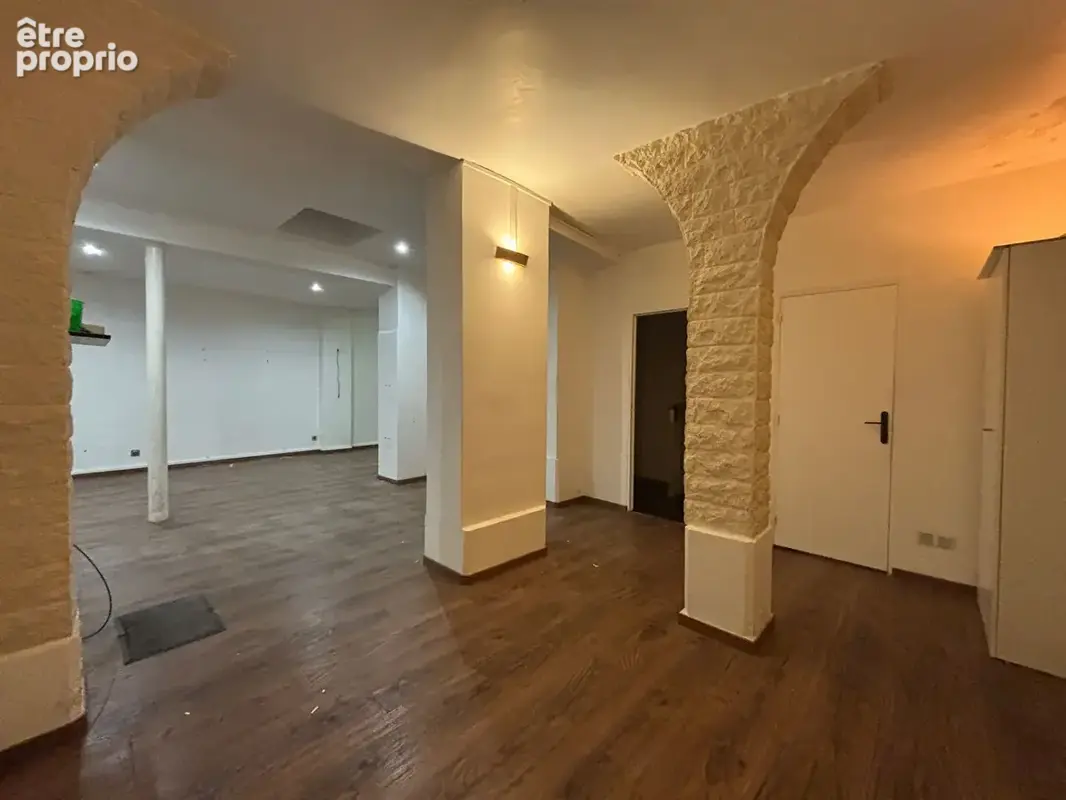 Local commercial 142m² à paris 3e arrondissement - photo 6