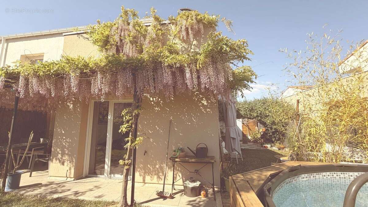 Maison à POURRIERES
