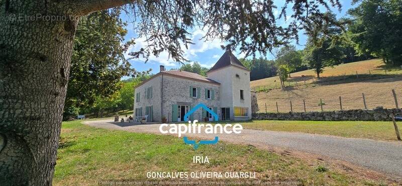 Maison à PUJOLS