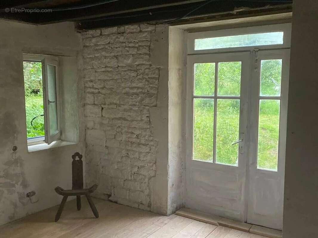 Maison à CHEF-BOUTONNE