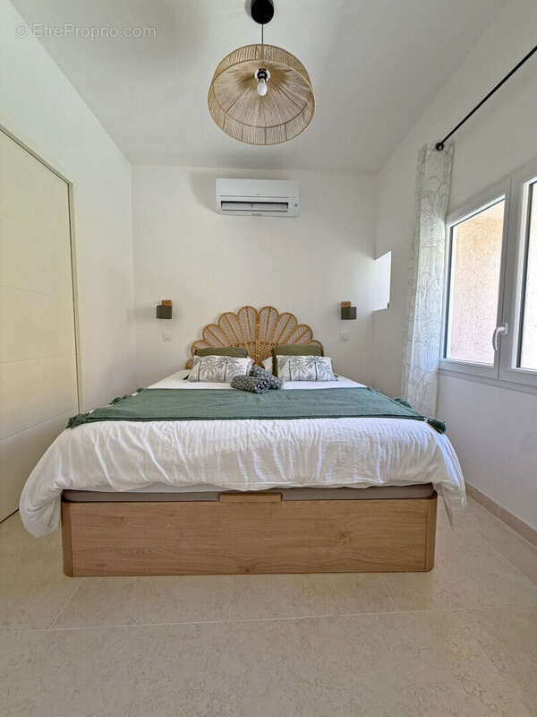 Appartement à PEYNIER