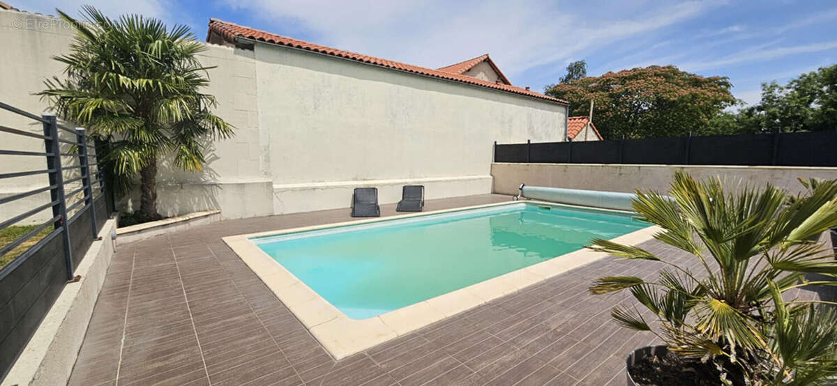 Maison à SAINT-MARTIN-DE-SAINT-MAIXENT