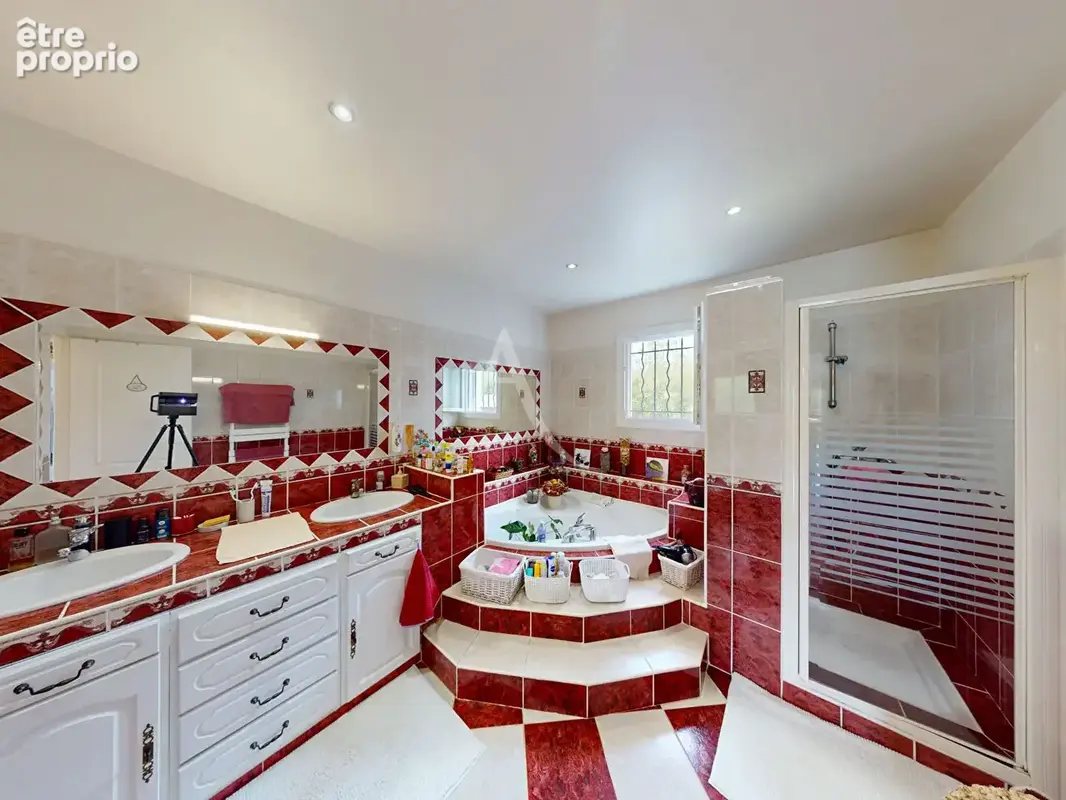 A VENDRE - Maison Poulx 5 pièce(s) - 151m² - photo 17