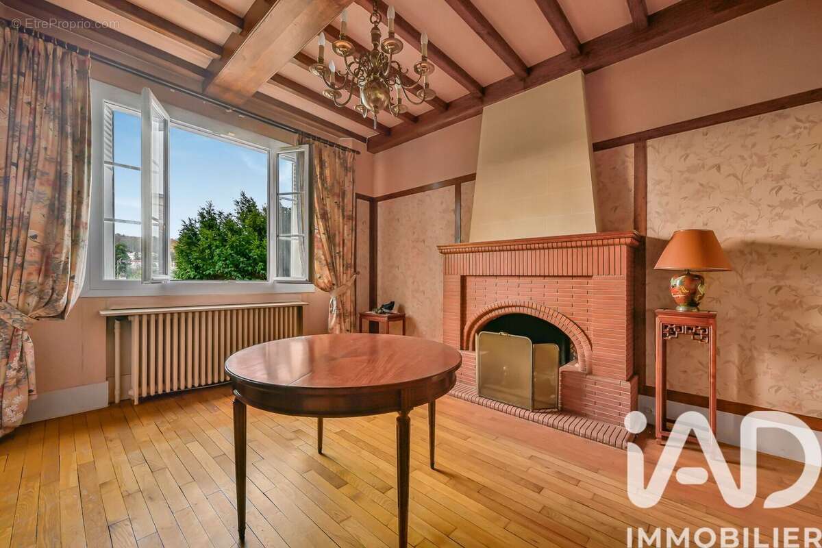 Photo 8 - Maison à VILLE-D&#039;AVRAY