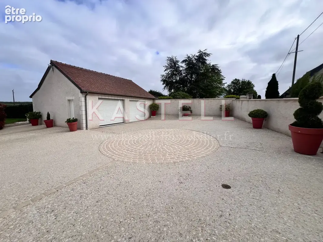Longère rénovée de 240m2, proche Amboise dans un hameau très calme - photo 13