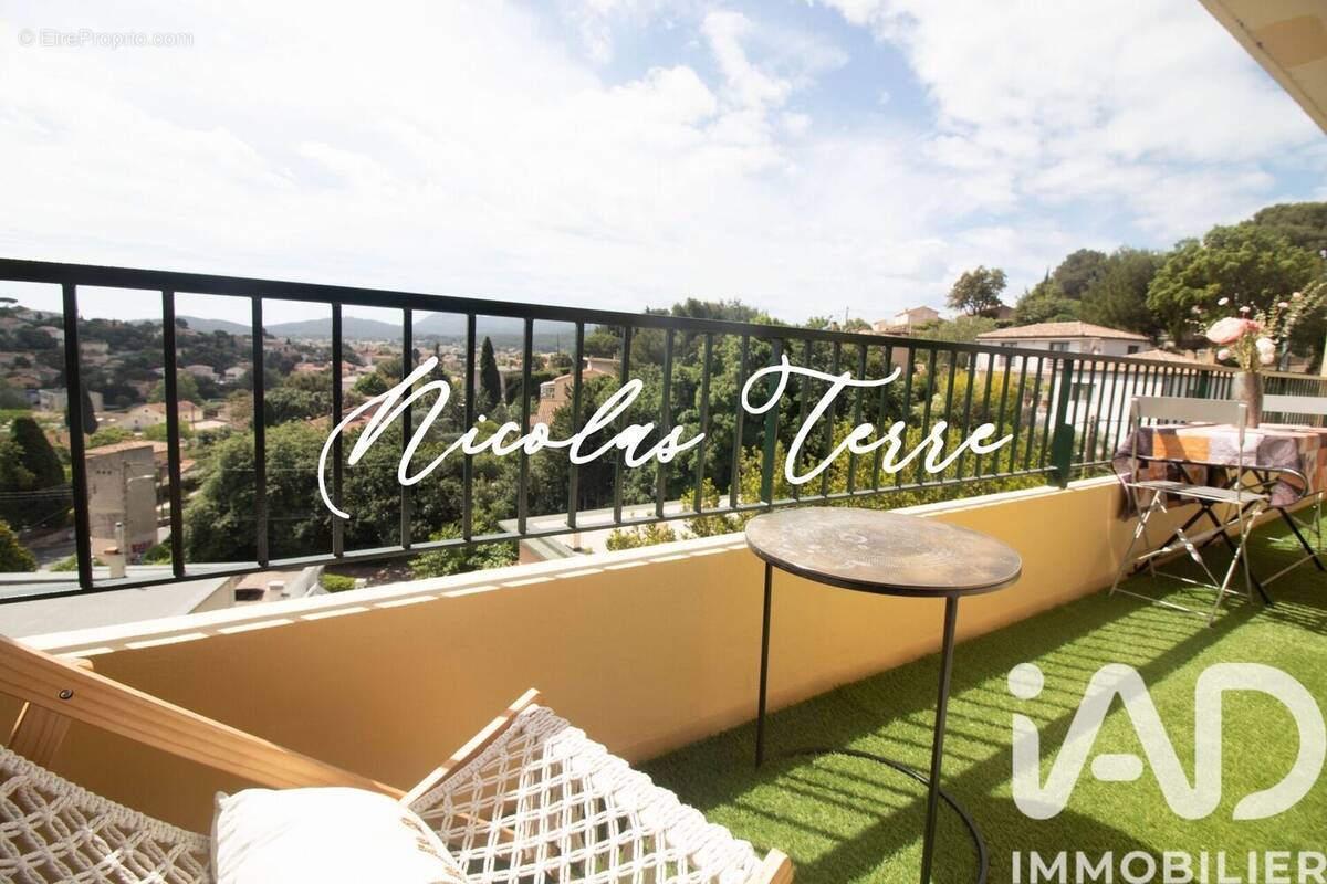 Photo 1 - Appartement à SIX-FOURS-LES-PLAGES