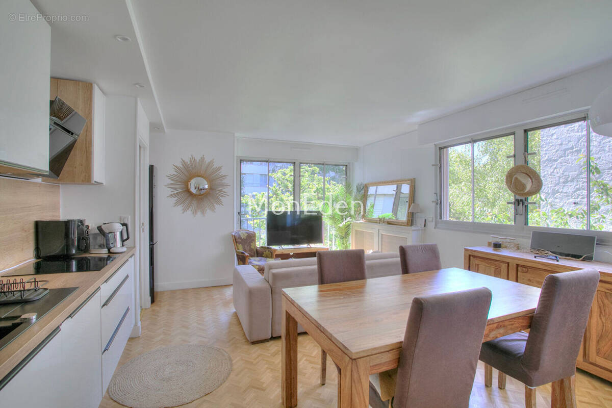 Appartement à NEUILLY-SUR-SEINE