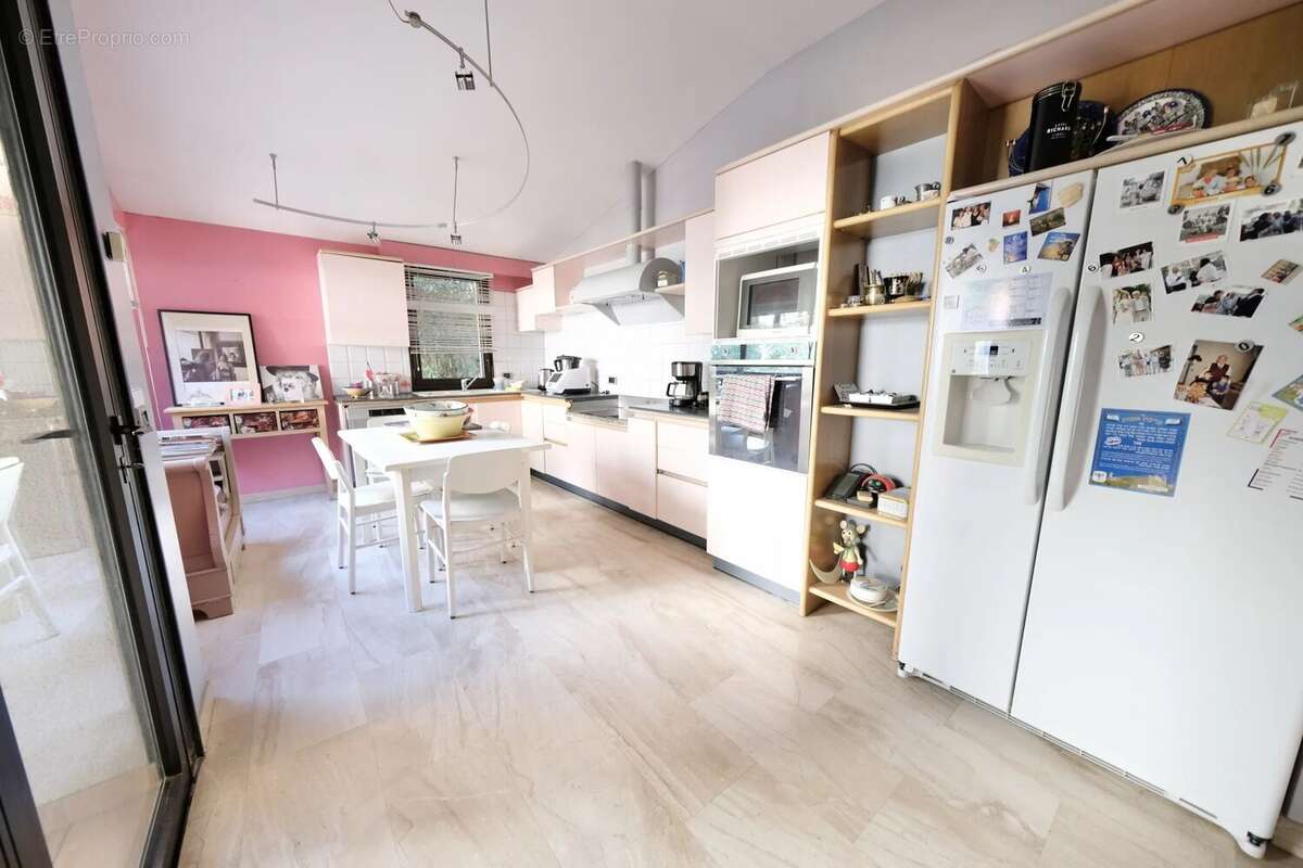Maison à LYON-8E