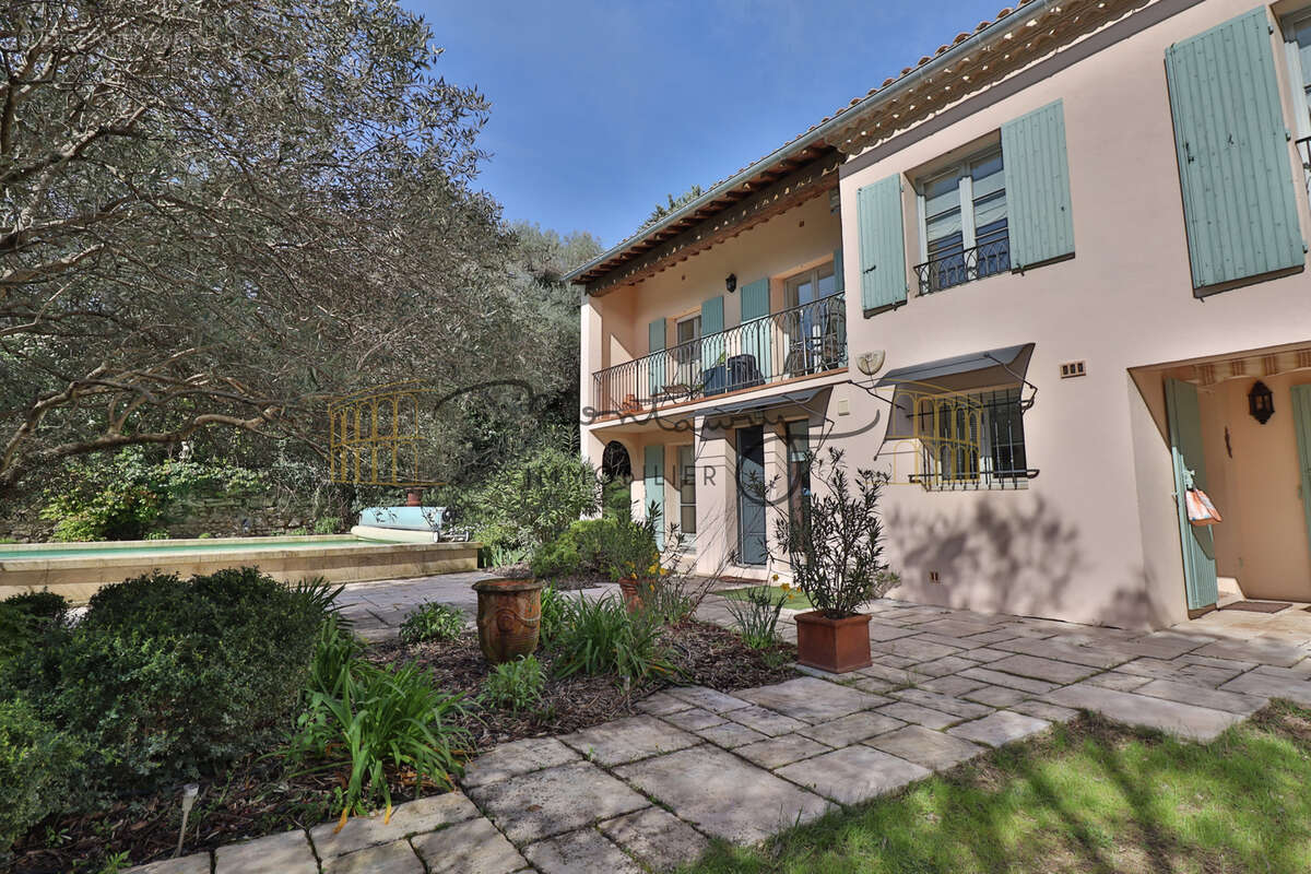 Maison à NIMES