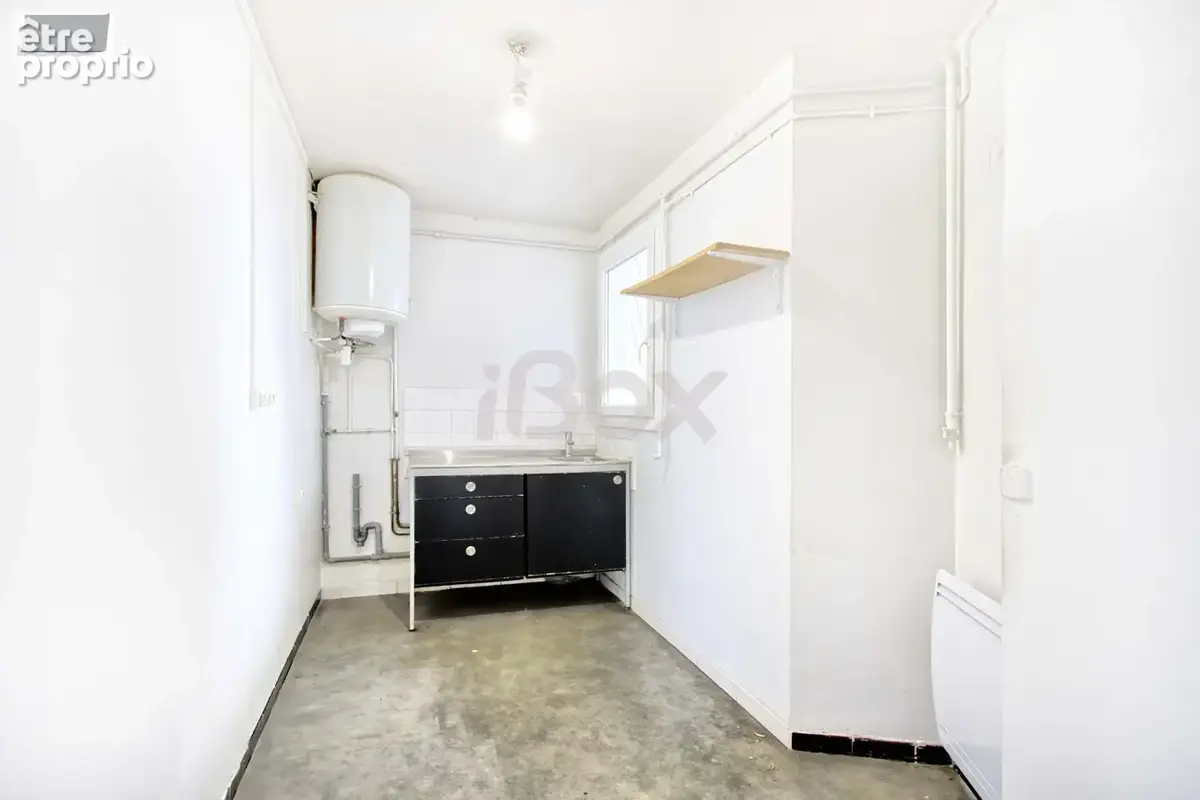 Toulon, Champs de Mars, 3 pièces 58 M2, balcon, cave. - photo 7