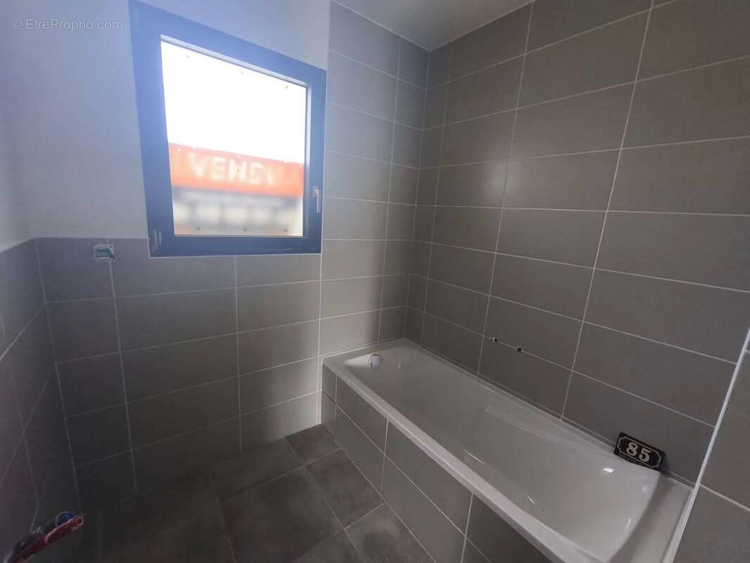 Maison à SAINT-LATTIER