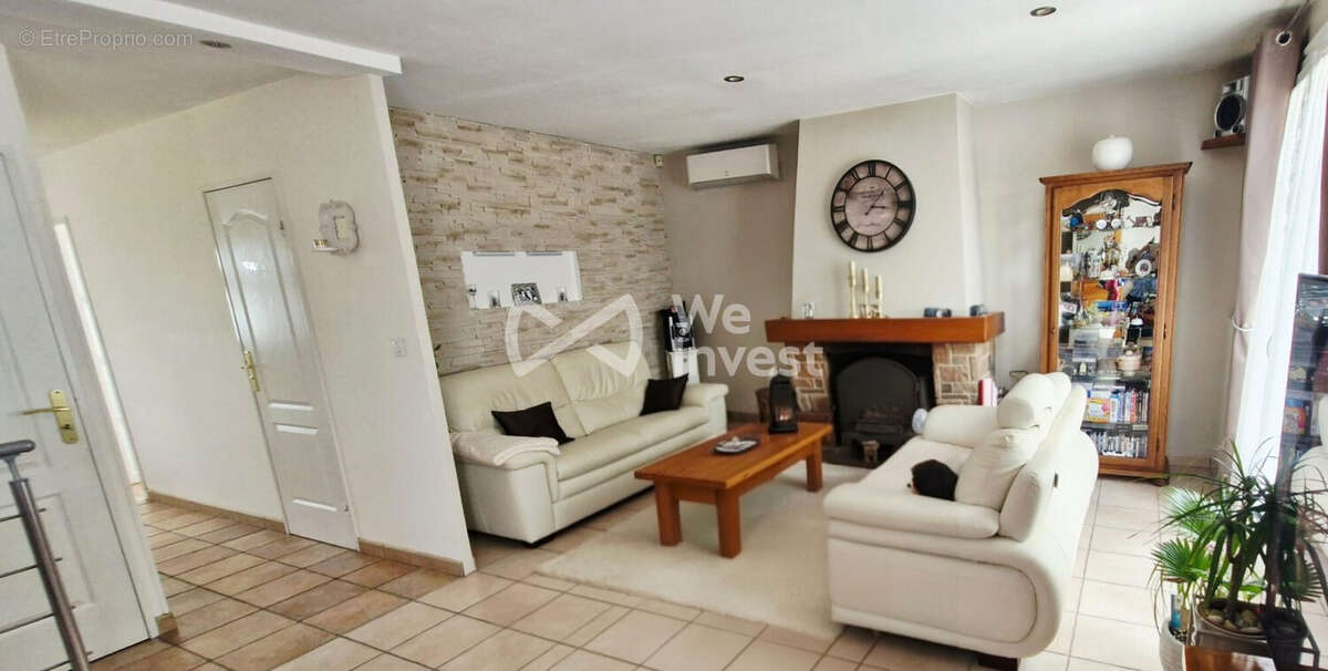 Maison à MERU