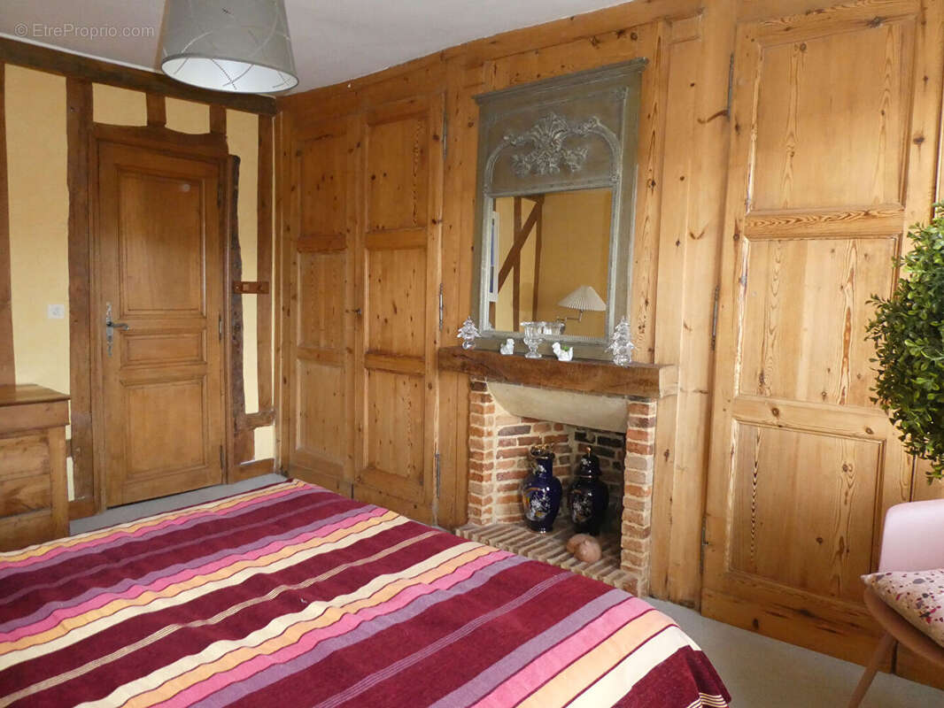 Maison à PONT-L'EVEQUE