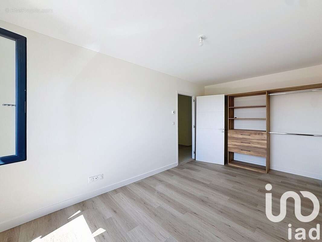 Photo 8 - Maison à SAINT-GENIES-DE-FONTEDIT