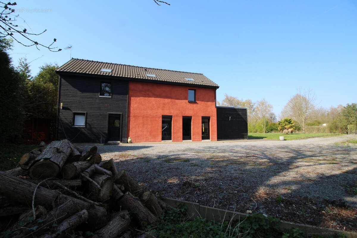 Maison à WAHAGNIES