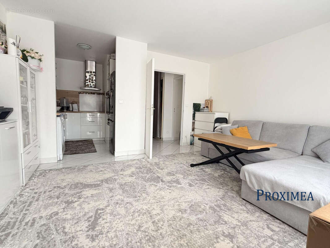 Appartement à PONTAULT-COMBAULT