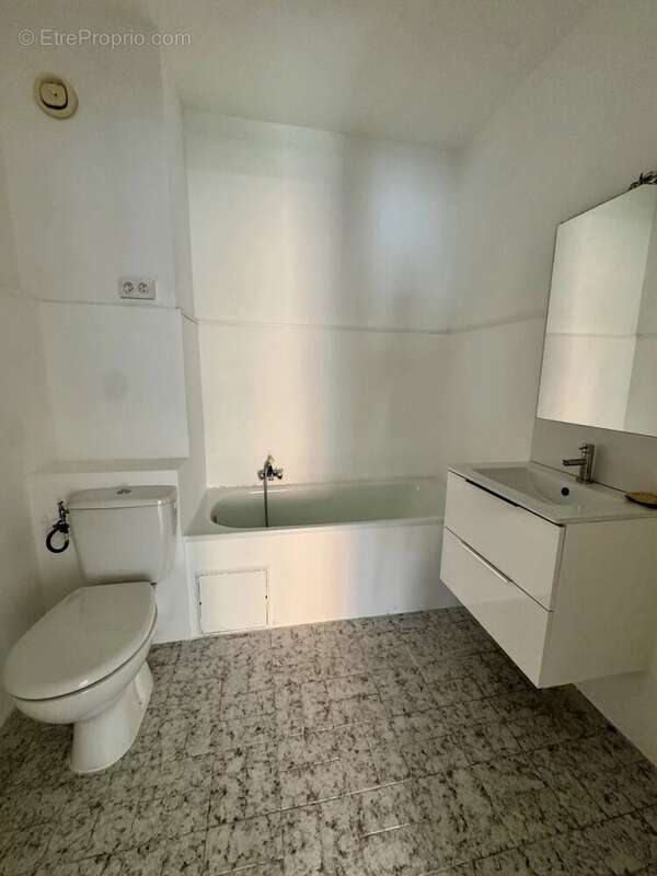 Appartement à BEAUSOLEIL