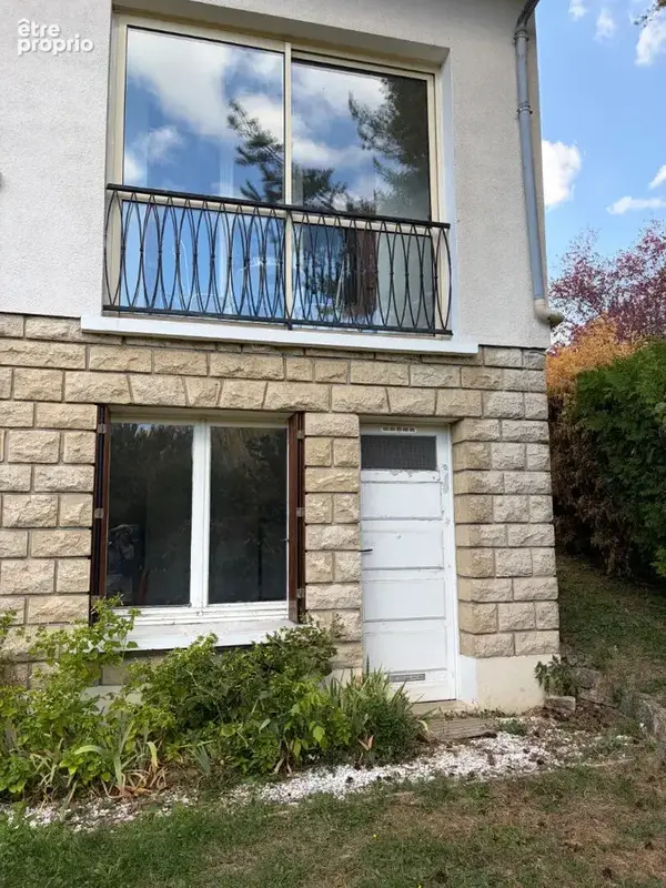 JOUY LE VALLON Maison individuelle familiale sur sous-sol total et jardin , à rénover - photo 16