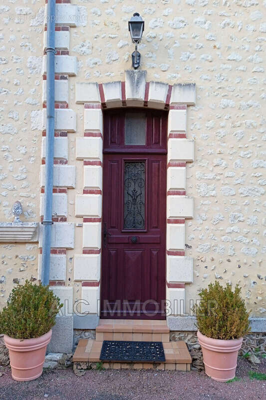 Maison à MAUVES-SUR-HUISNE