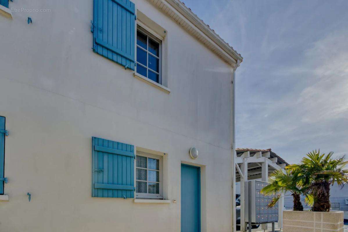 Maison à VAUX-SUR-MER