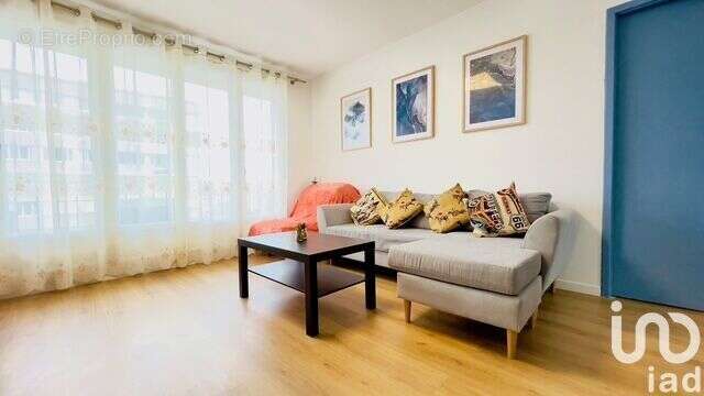 Photo 3 - Appartement à MONTROUGE