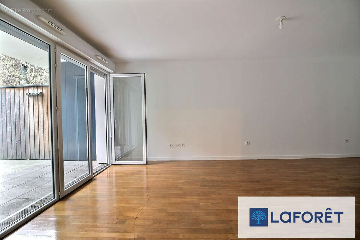 Appartement à RIS-ORANGIS