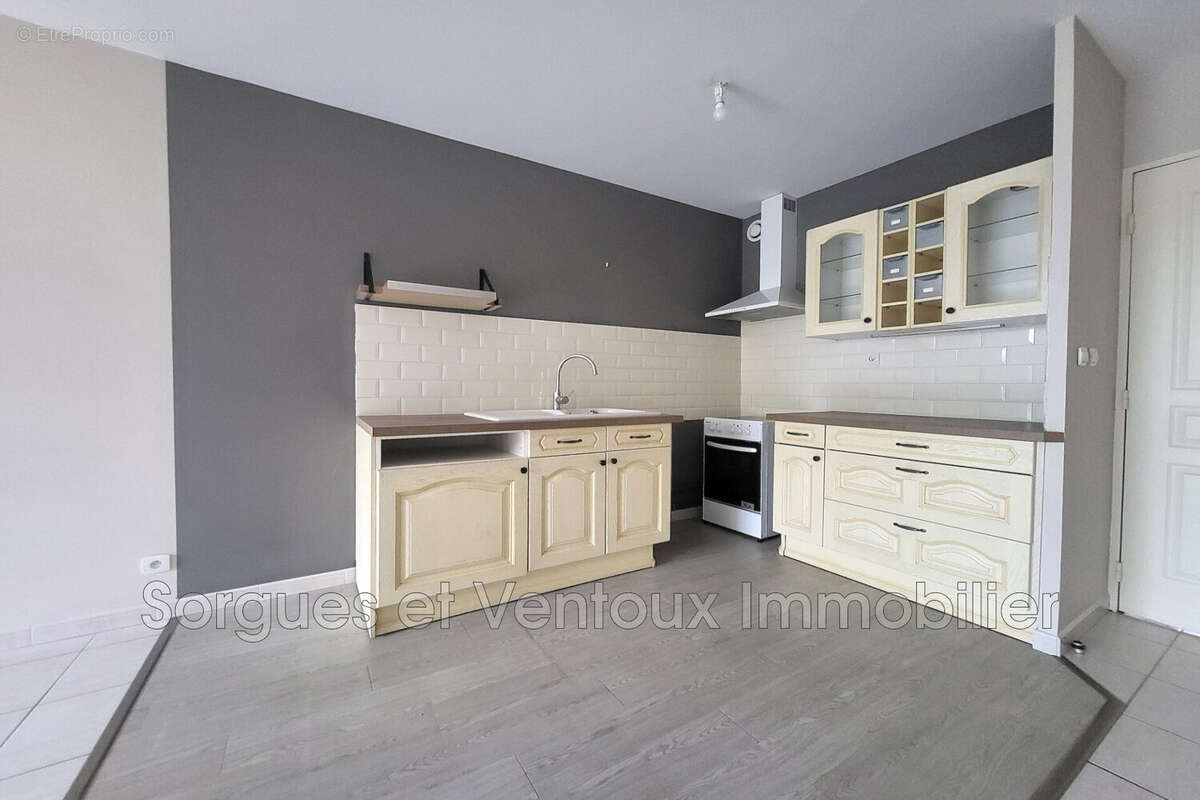 Appartement à L&#039;ISLE-SUR-LA-SORGUE