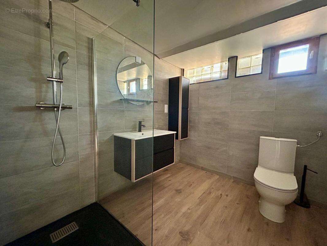 Maison 320 m² à Volonne  - photo 8