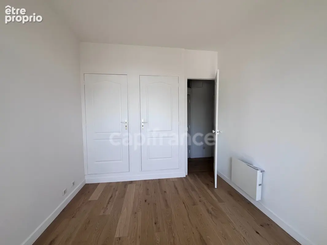 Appartement de caractère avec vue  – Place Verdun à Tarbes - photo 8