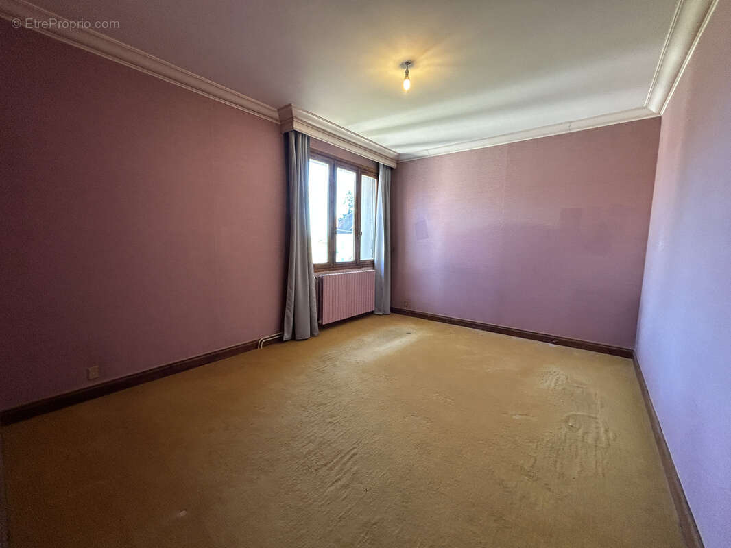 Maison à COMMENTRY