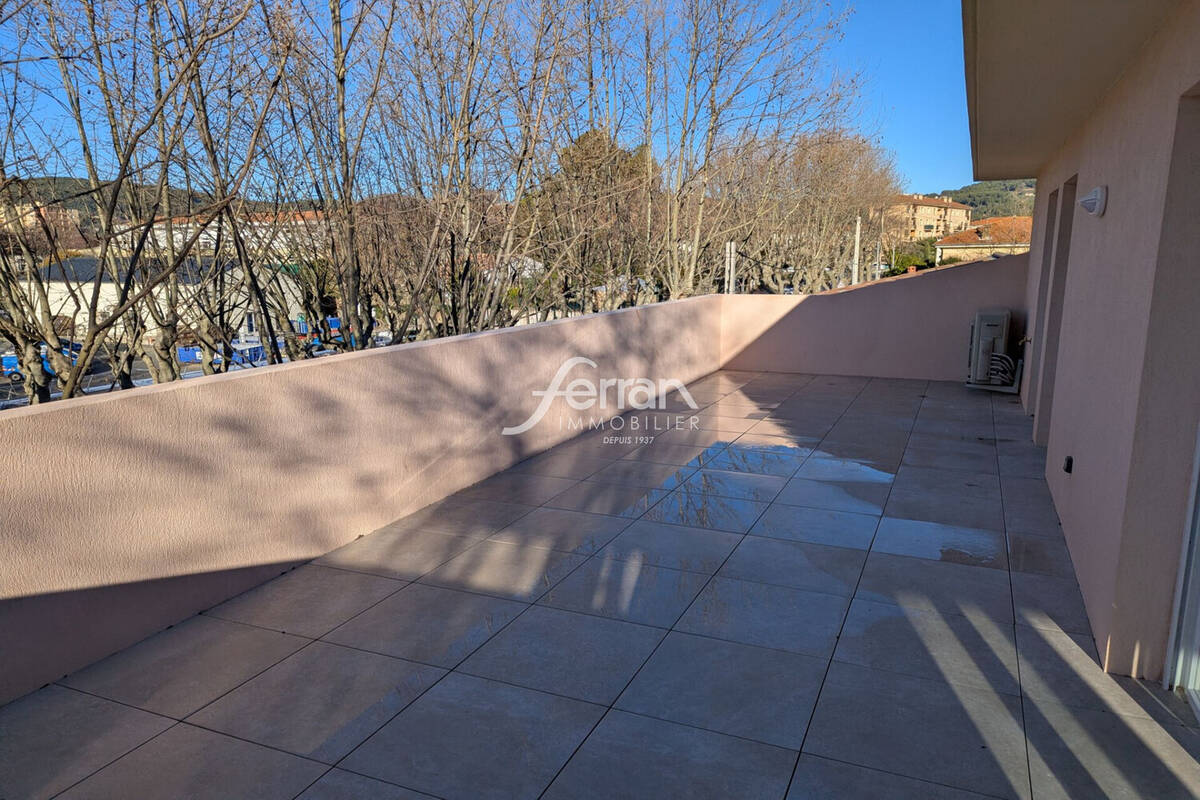 Appartement à DRAGUIGNAN