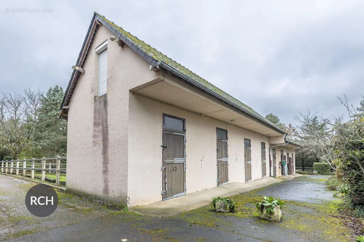 Maison à MONTFORT-L&#039;AMAURY