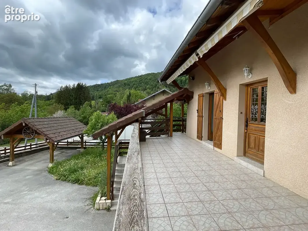 Maison en auto consommation, 4 chambres - RAVILLOLES - photo 12