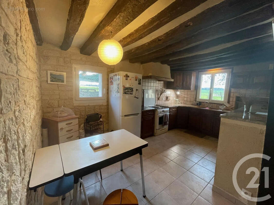 Maison à CIVIERES