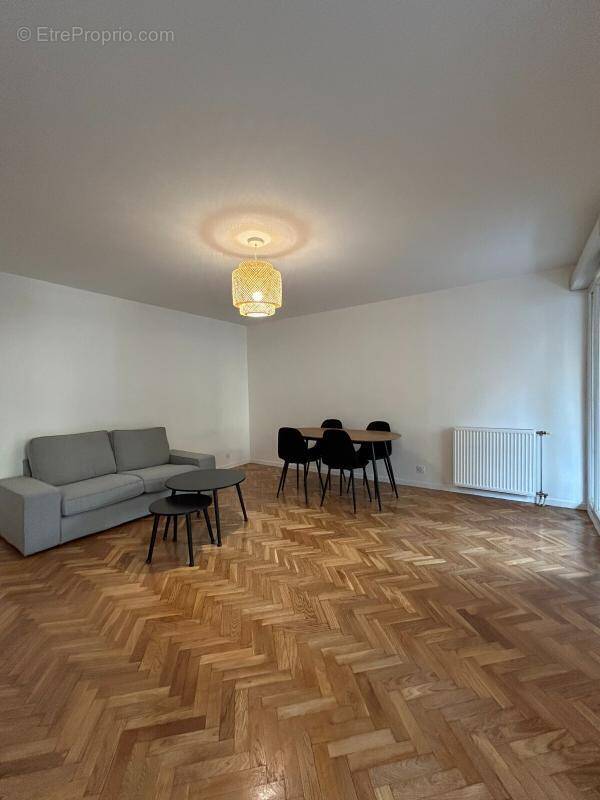 Appartement à SAVIGNY-SUR-ORGE