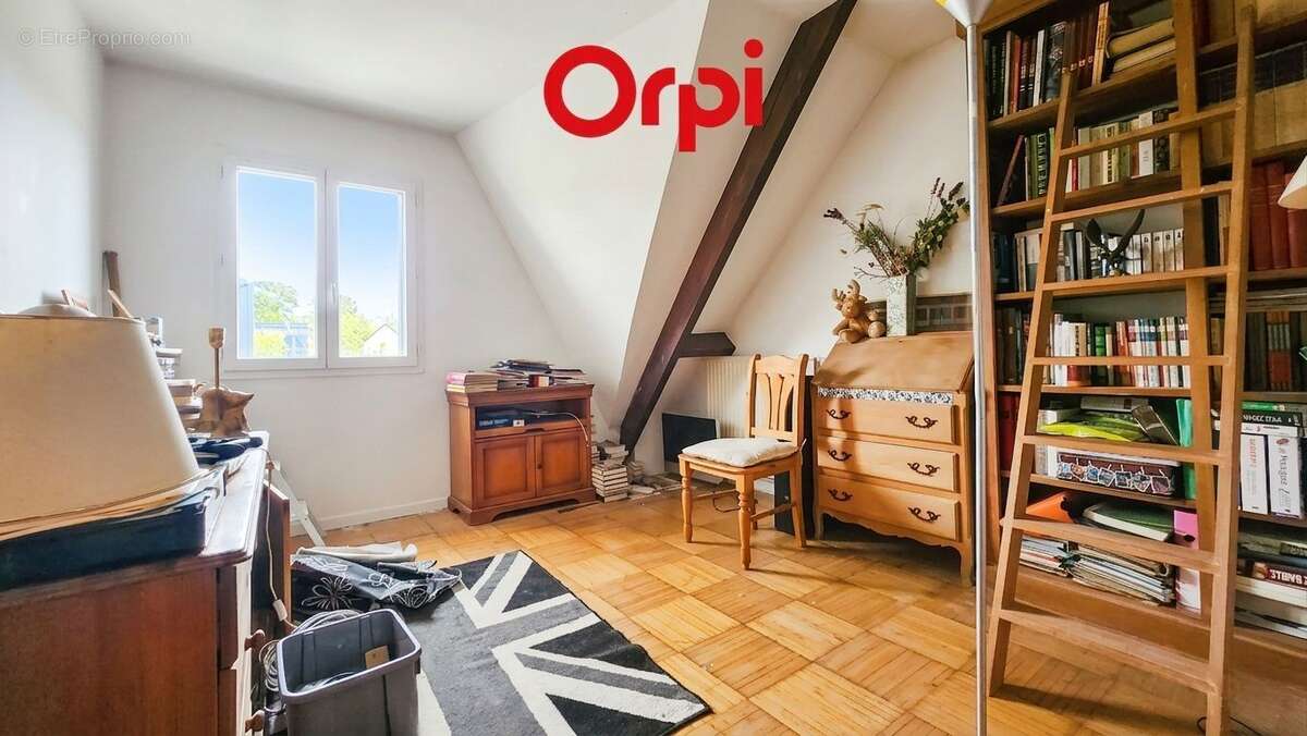 Maison à VIRY-CHATILLON
