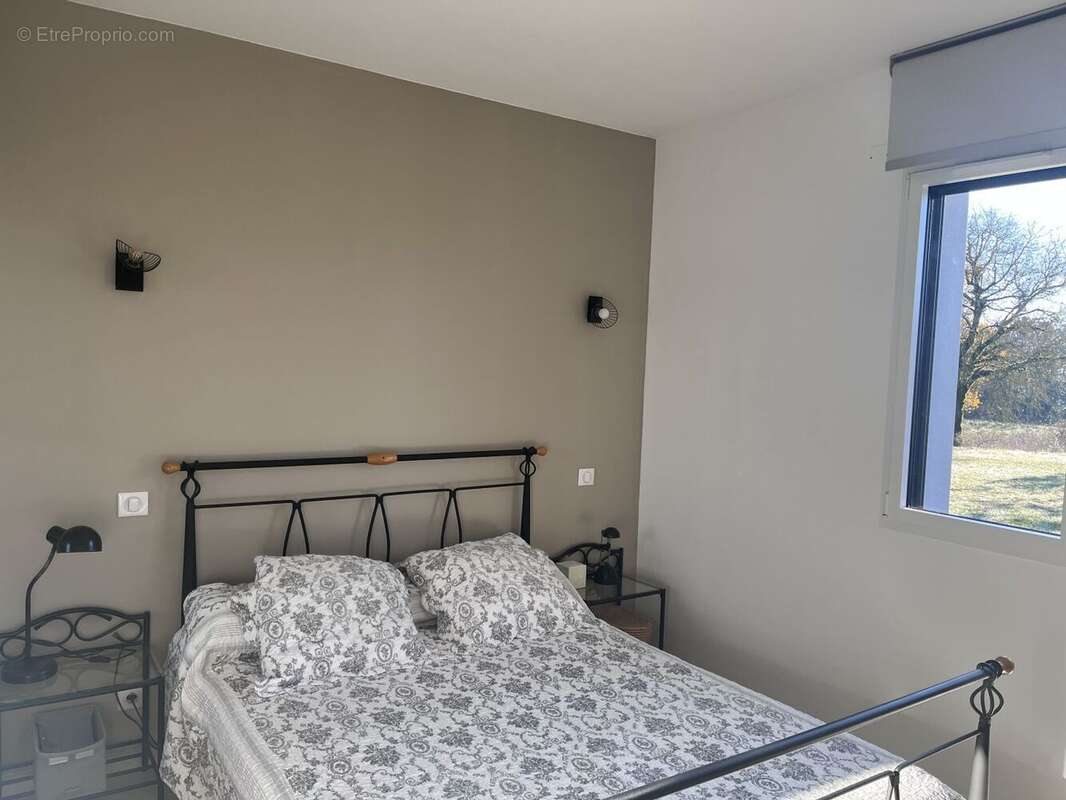 Chambre n°2 - Maison à CAHORS