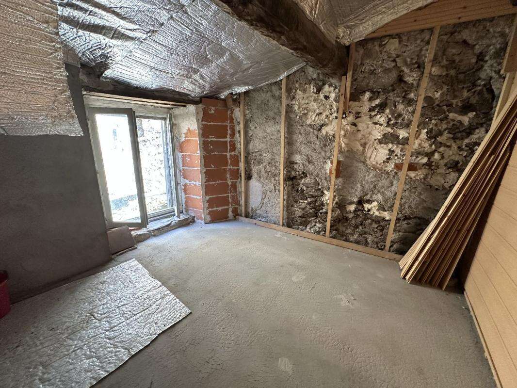 Maison à CAUNES-MINERVOIS