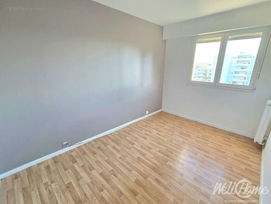 Appartement à SAINT-OUEN-L'AUMONE