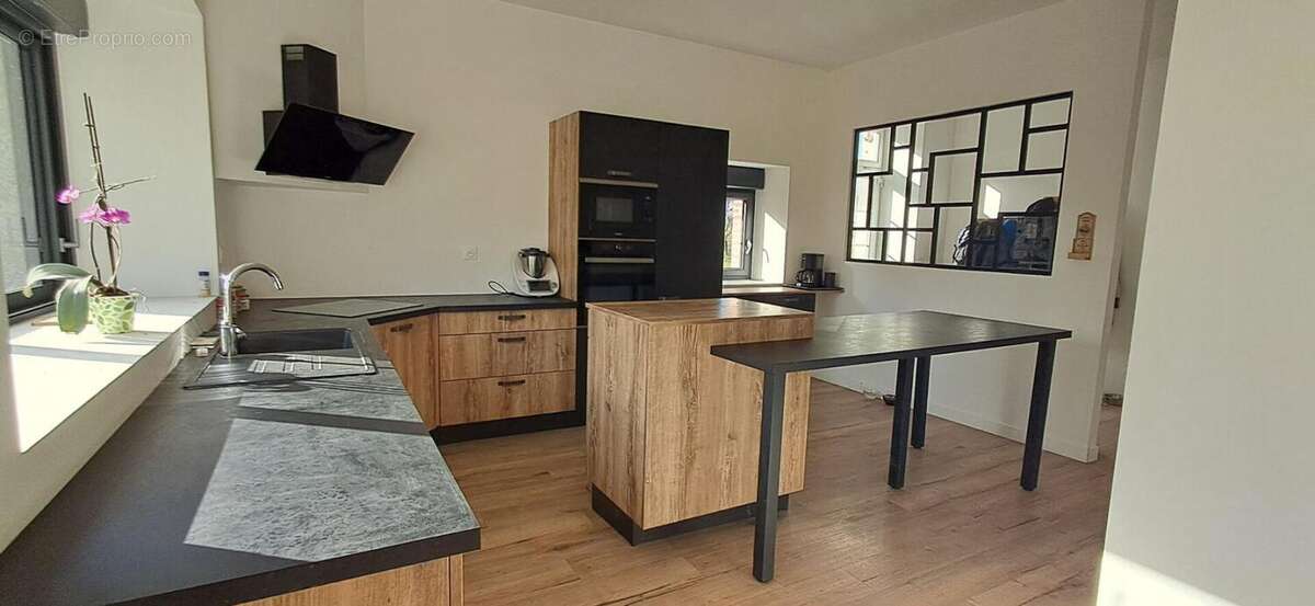 Maison à BONCHAMP-LES-LAVAL