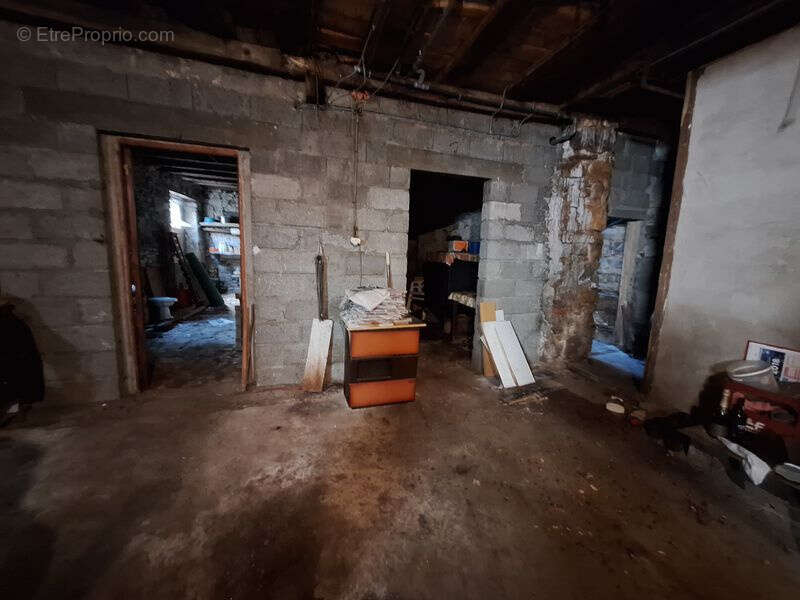 Maison à SAINT-CERE