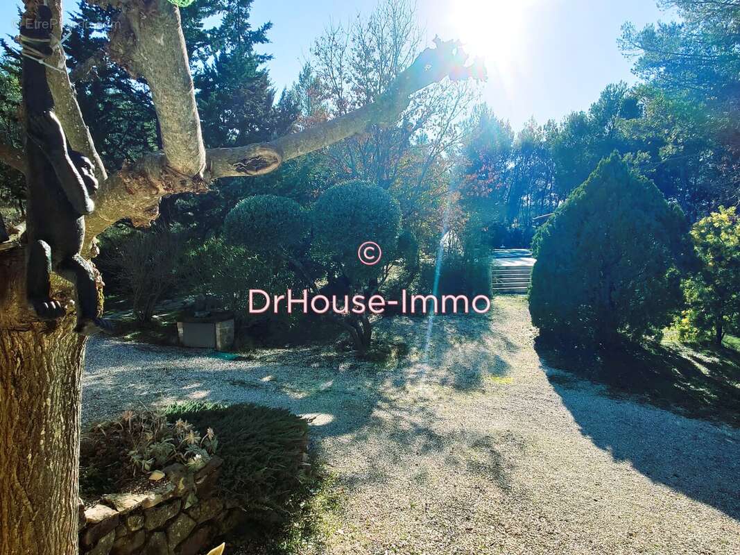 Maison à FORCALQUEIRET