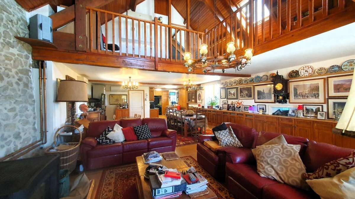 Maison à MORLHON-LE-HAUT