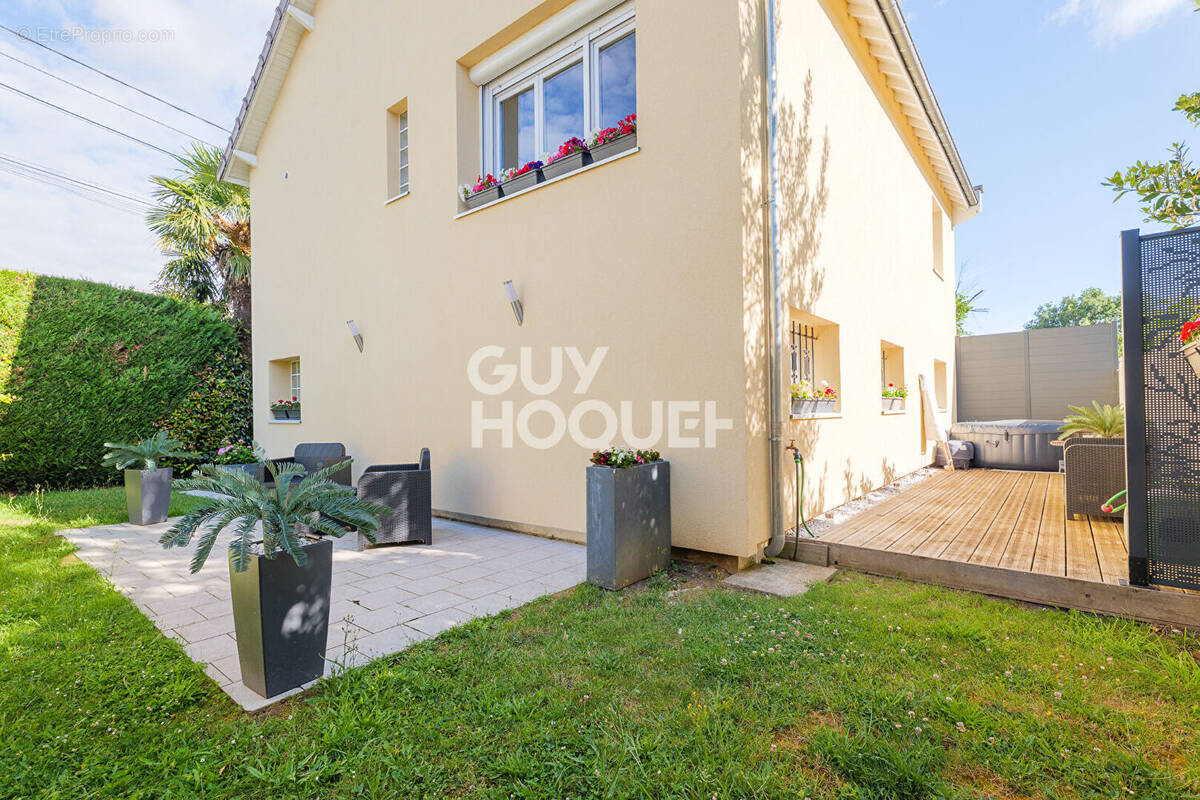 Maison à CHELLES