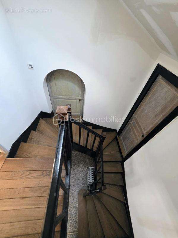 Maison de bourg de 190m2 avec terrain et Garage - photo 11