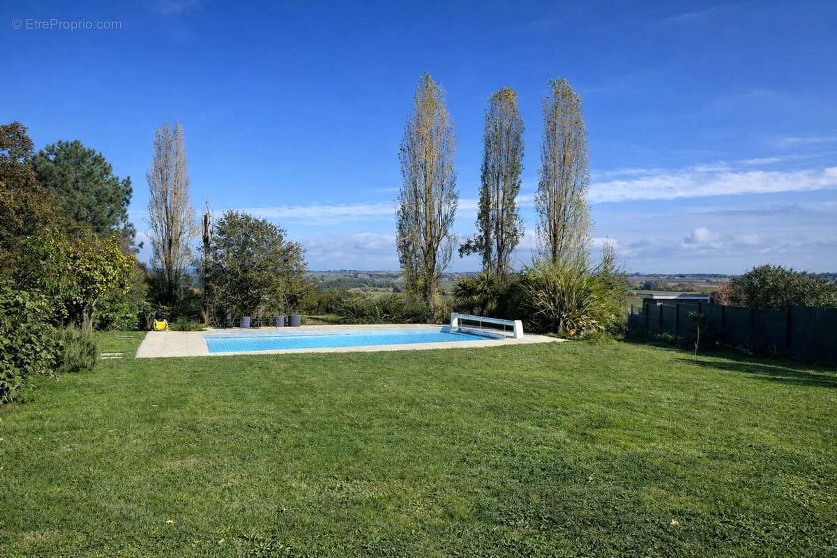 Maison à SAINT-JEAN