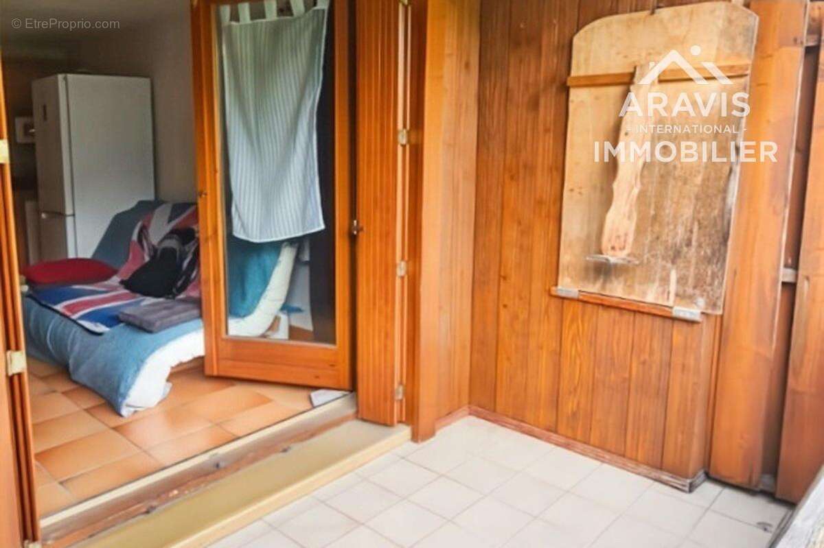 Appartement à MORILLON