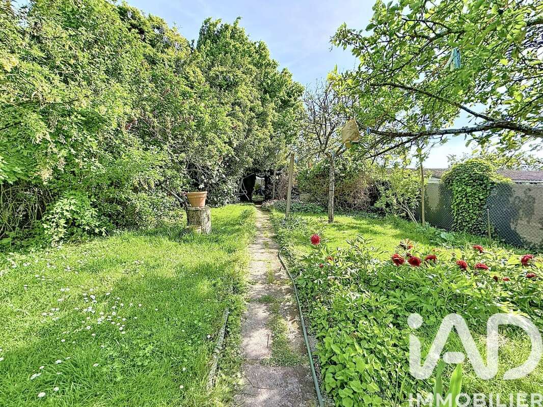 Maison 87 m² à Luce  - photo 8