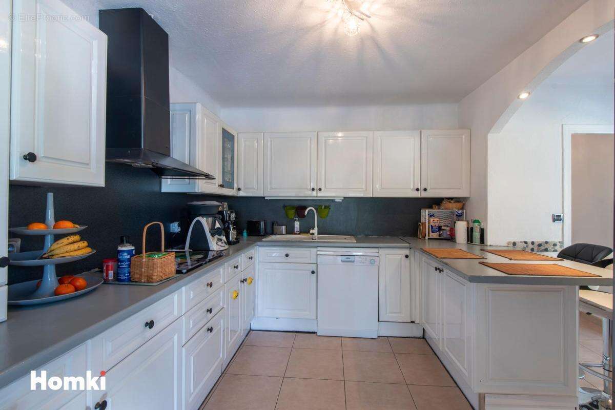 Maison à SAINT-VICTORET